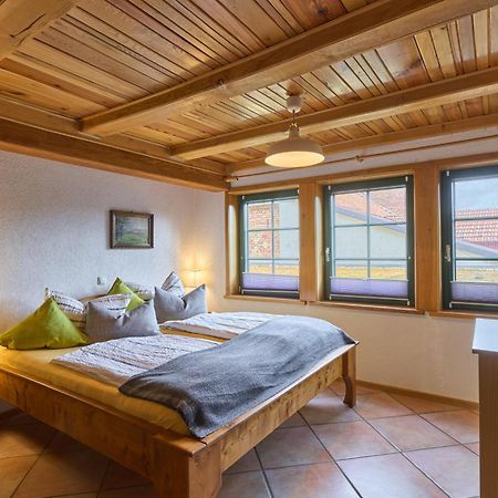 Landhotel Brauner Hirsch Kammerforst Rum bild