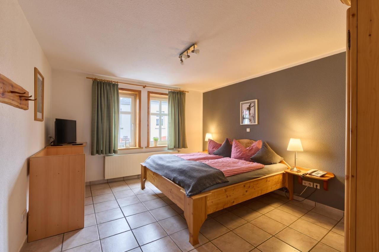 Landhotel Brauner Hirsch Kammerforst Exteriör bild